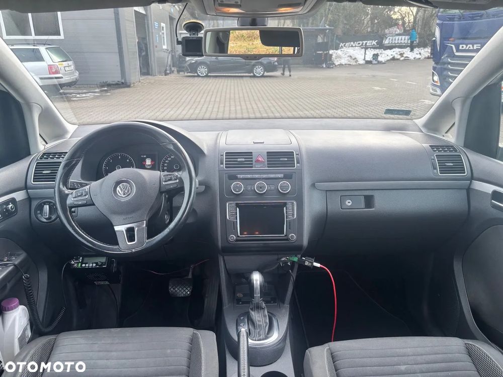 Volkswagen Touran 2.0 TDI DPF DSG Cup - 14