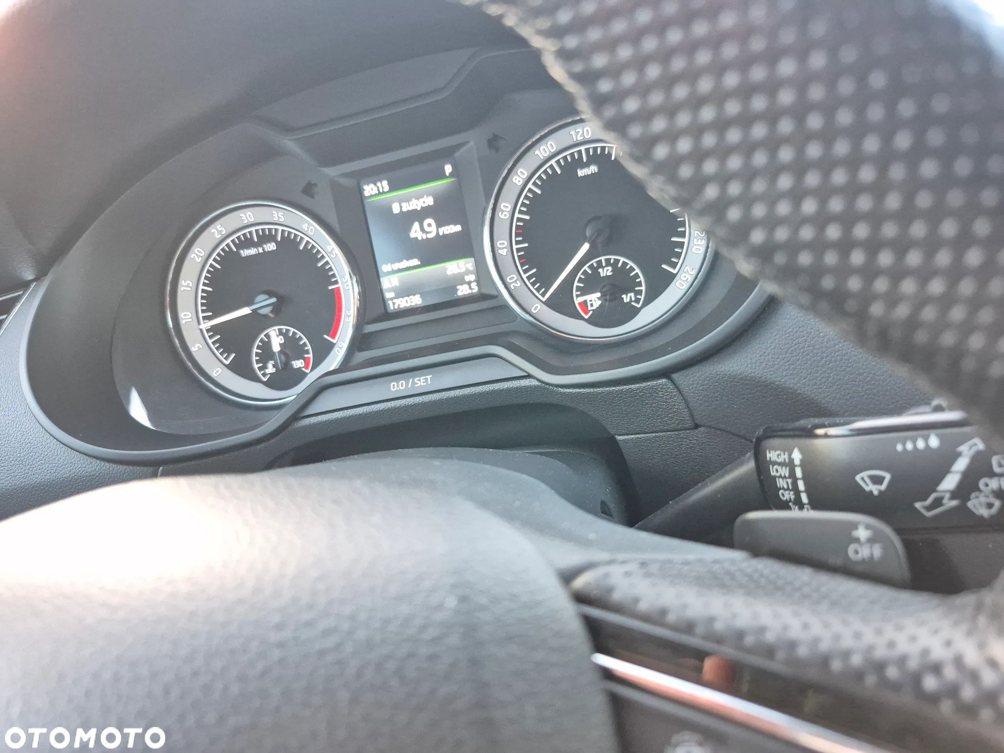 Skoda Octavia 2.0 TDI Elegance DSG - 23