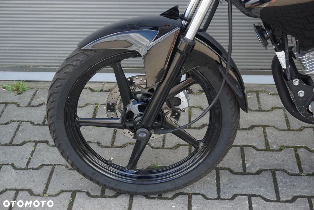 Yamaha YBR - 5