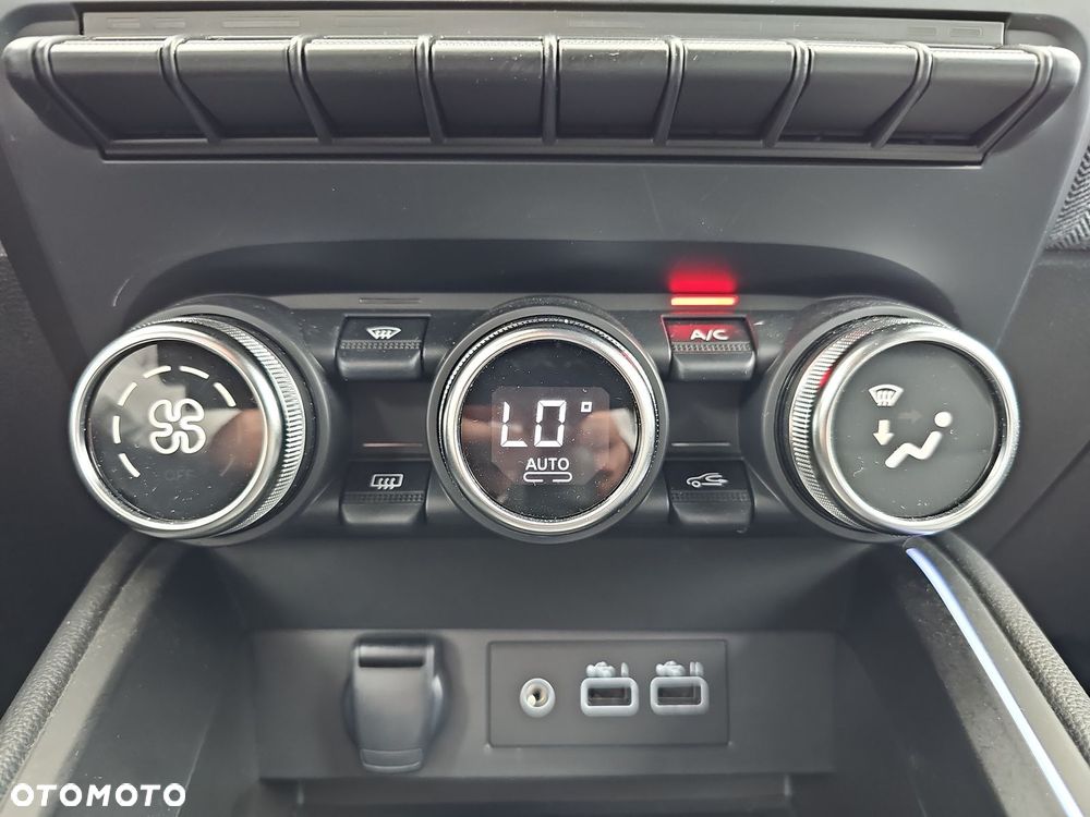 Renault Clio 1.0 TCe Techno - 19