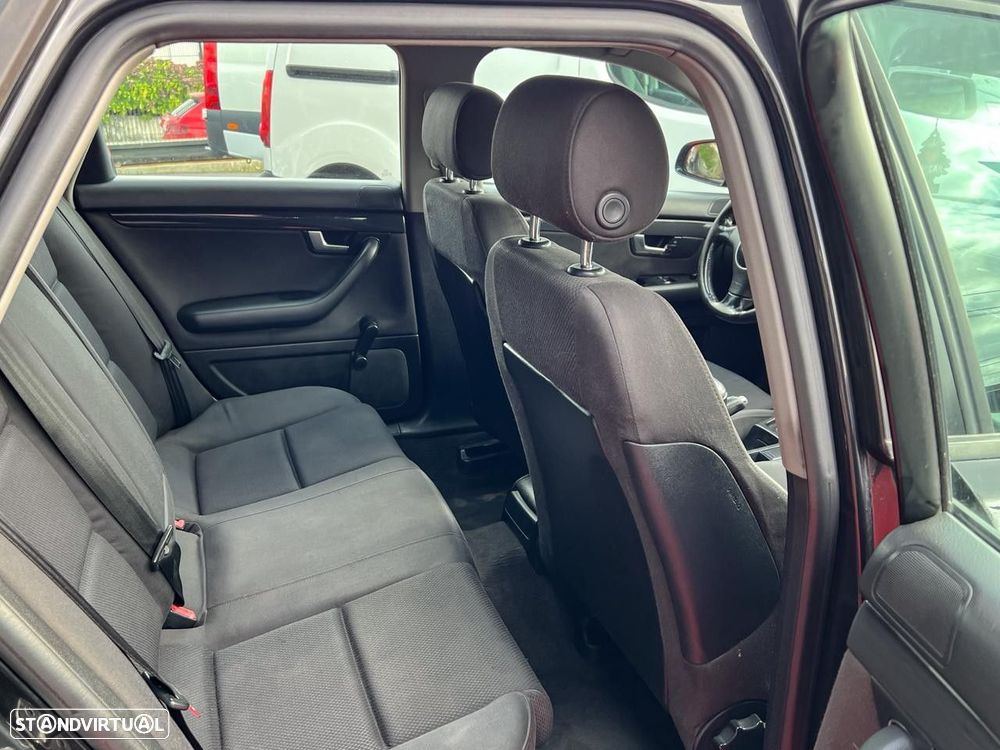 Audi A4 1.9 TDI m6 S-Line - 15