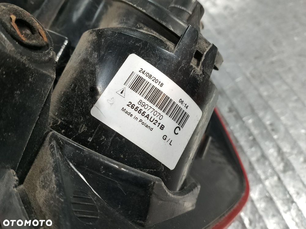 LAMPA TYLNA LEWA NISSAN PRIMERA P12 ( 03-07 ) 89077070 26555AU21B KOMBI - 2