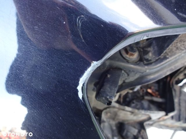 Prawy przedni błotnik Opel Zafira B 2008 Z20R - 3