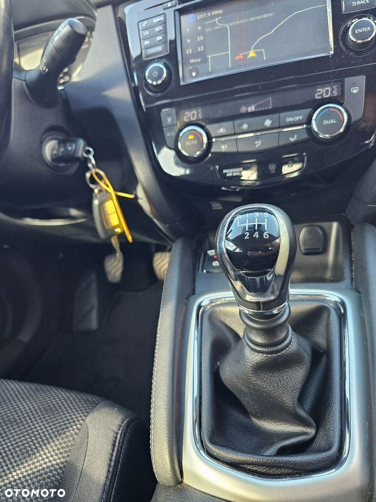 Nissan Qashqai 1.2 DIG-T N-Connecta - 34