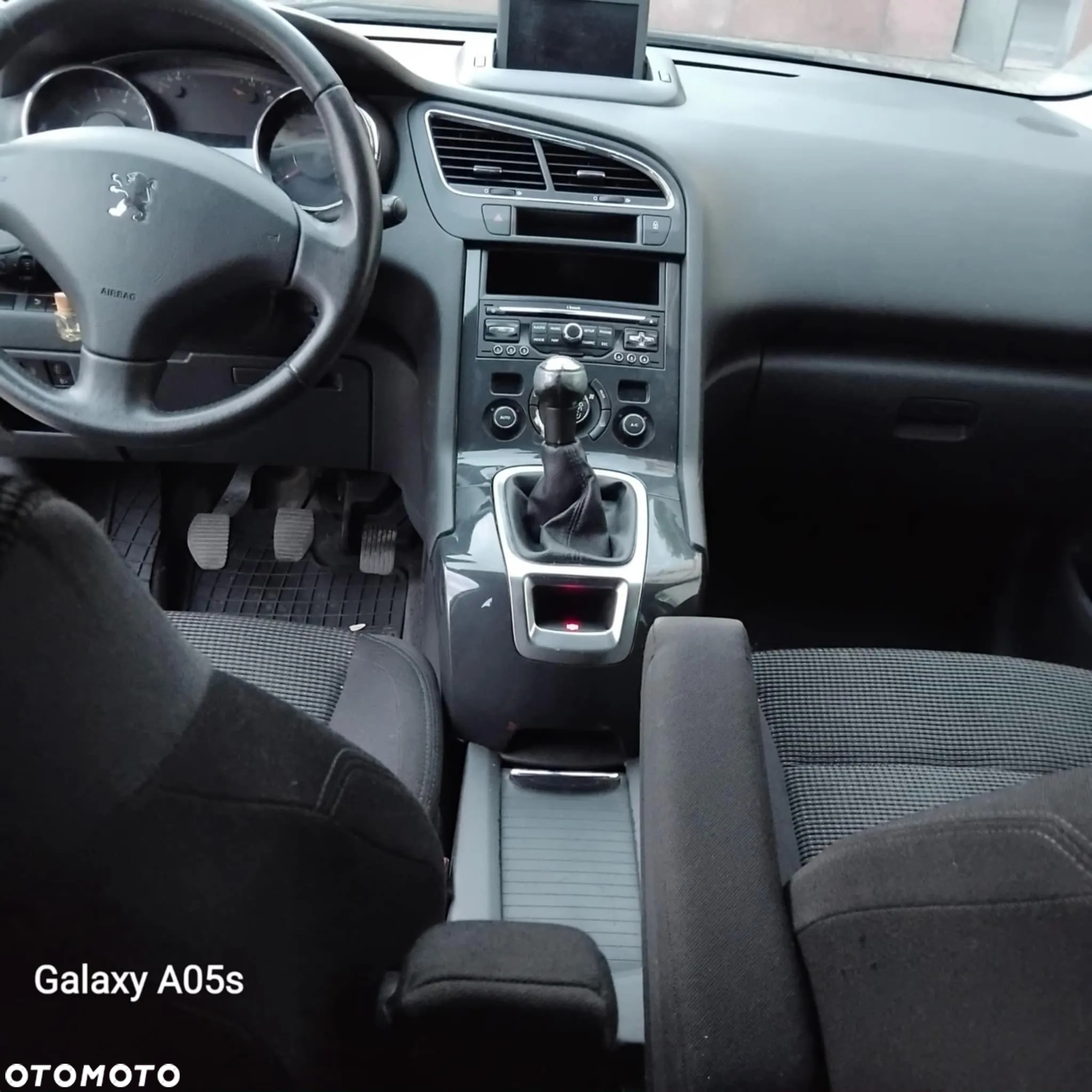 Peugeot 5008 1.6 Access 7os - 3