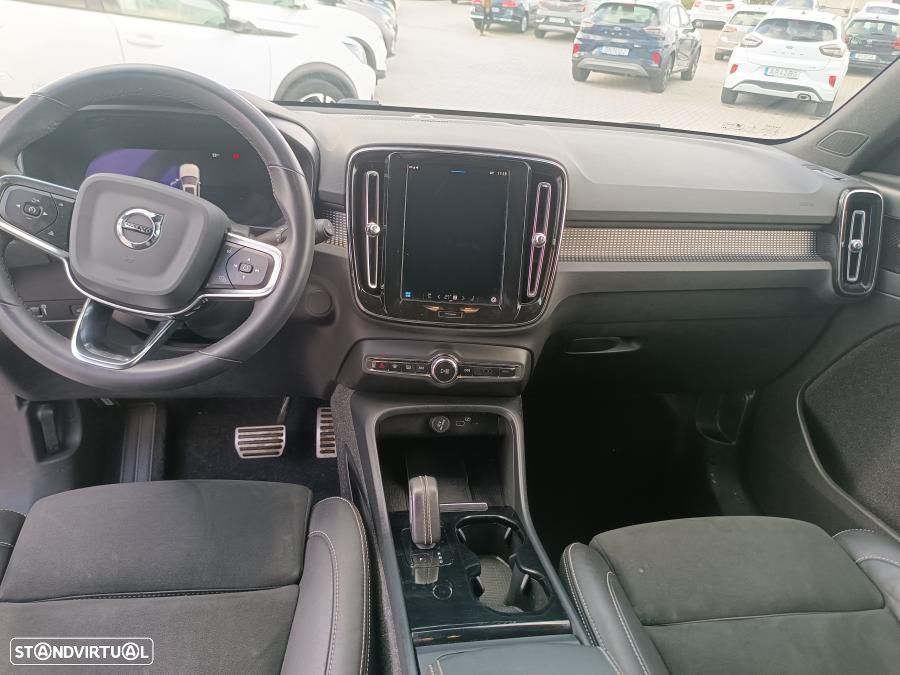 Volvo XC 40 Recharge Twin Pro - 9