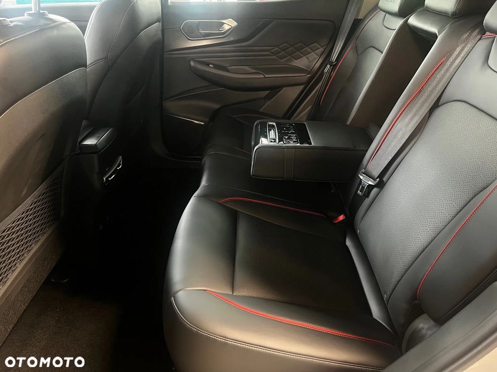 BAIC 7 1.5T Luxury DCT - 15