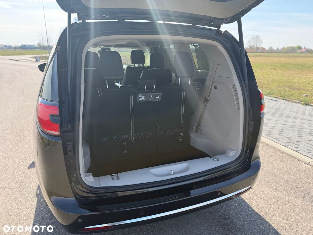 Chrysler Pacifica - 40