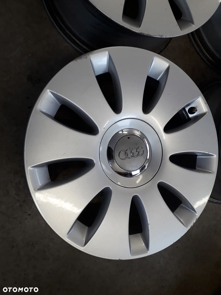 felgi aluminiowe 16" 5x112 ET35 7J 4F0601025N A6 C6 - 4