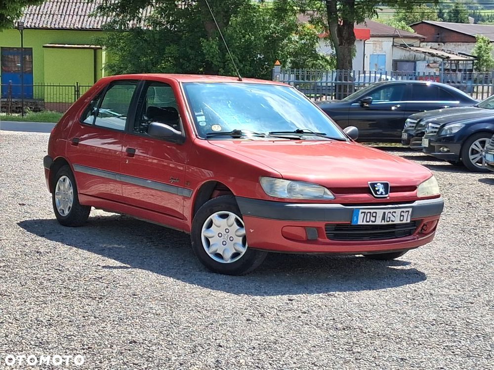 Peugeot 306