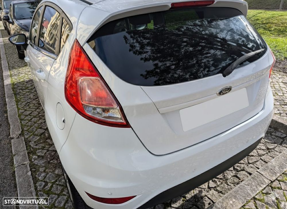 Ford Fiesta 1.0 T EcoBoost Titanium - 2