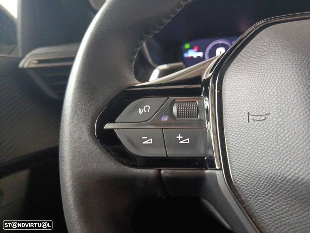 Peugeot 2008 1.2 Hybrid Allure e-DCS6 - 16