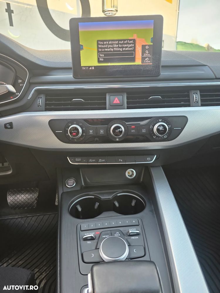 Audi A4 2.0 TDI ultra S tronic sport - 13