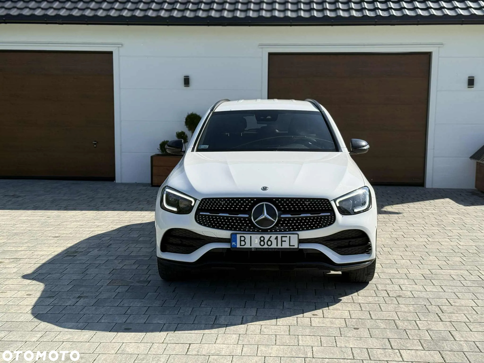 Mercedes-Benz GLC - 2