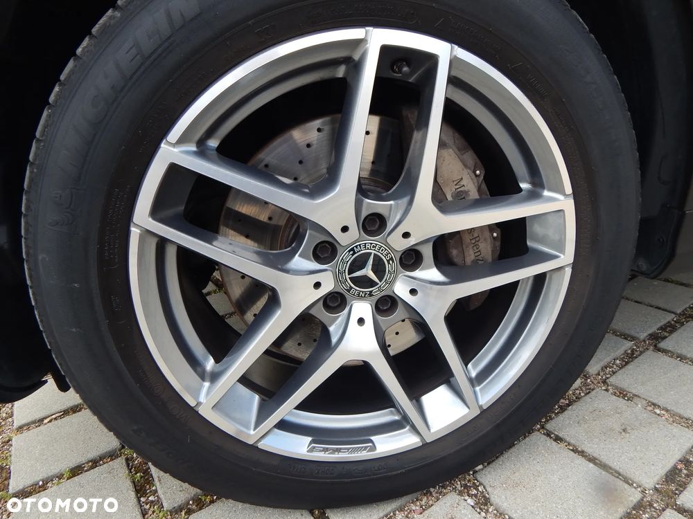 Mercedes-Benz GLC - 31