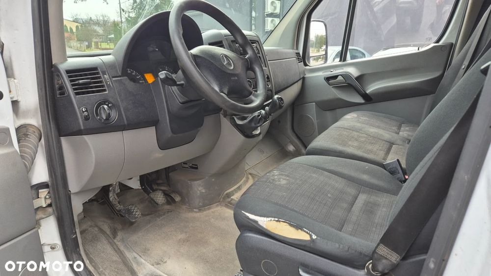 Mercedes-Benz SPRINTER - 5