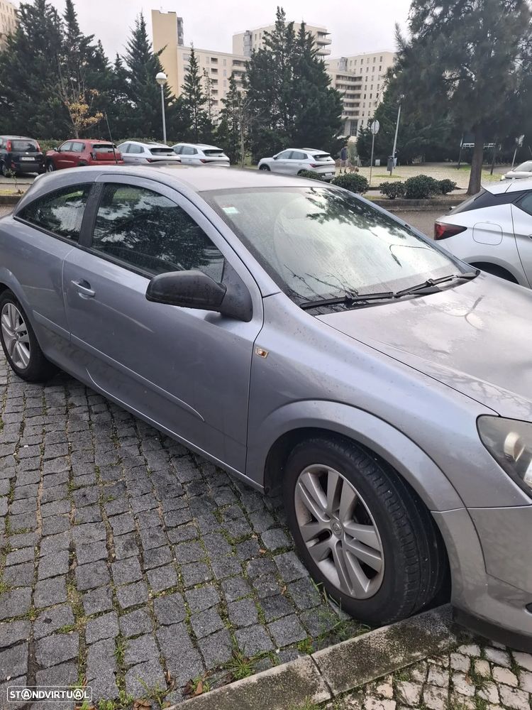 Opel Astra GTC 1.7 CDTI - 1