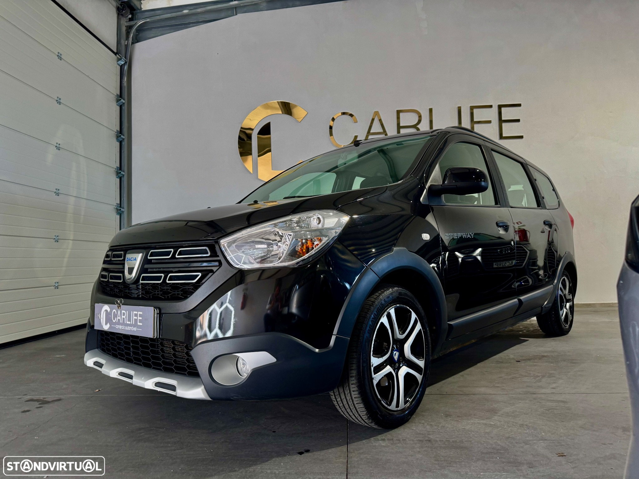 Dacia Lodgy 1.3 TCe Stepway 7L - 28