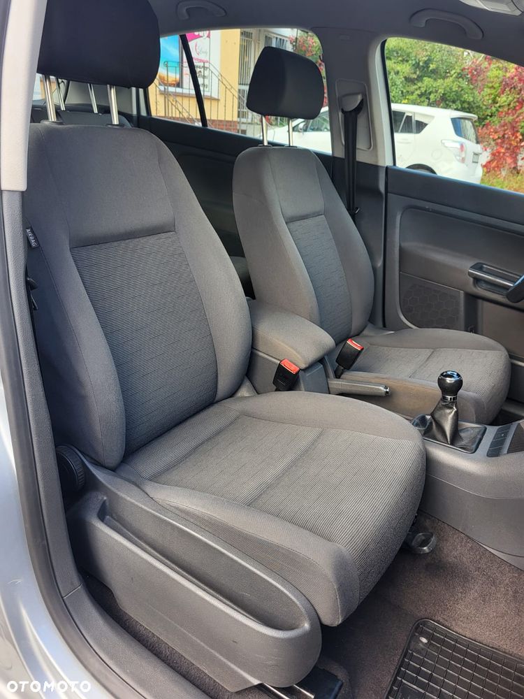 Volkswagen Golf Plus - 21