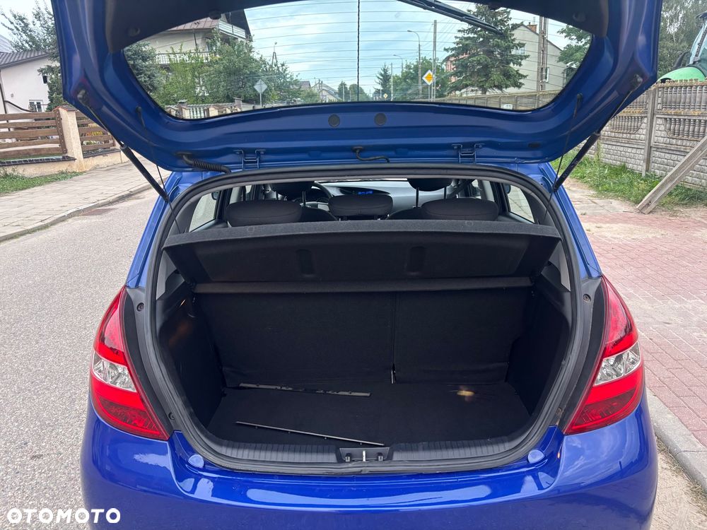 Hyundai i20 1.4 CRDi Style - 12