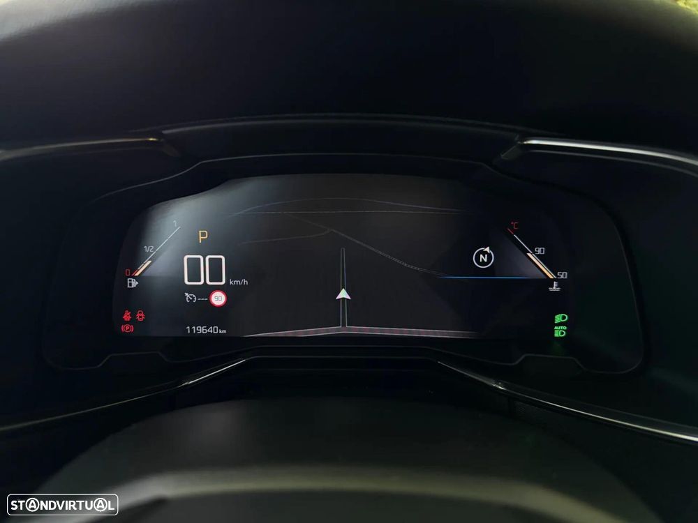 DS DS7 Crossback - 23