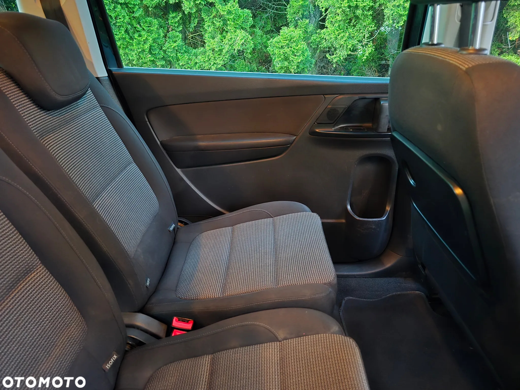 Volkswagen Sharan 2.0 TDI BlueMotion Technology Comfortline - 39