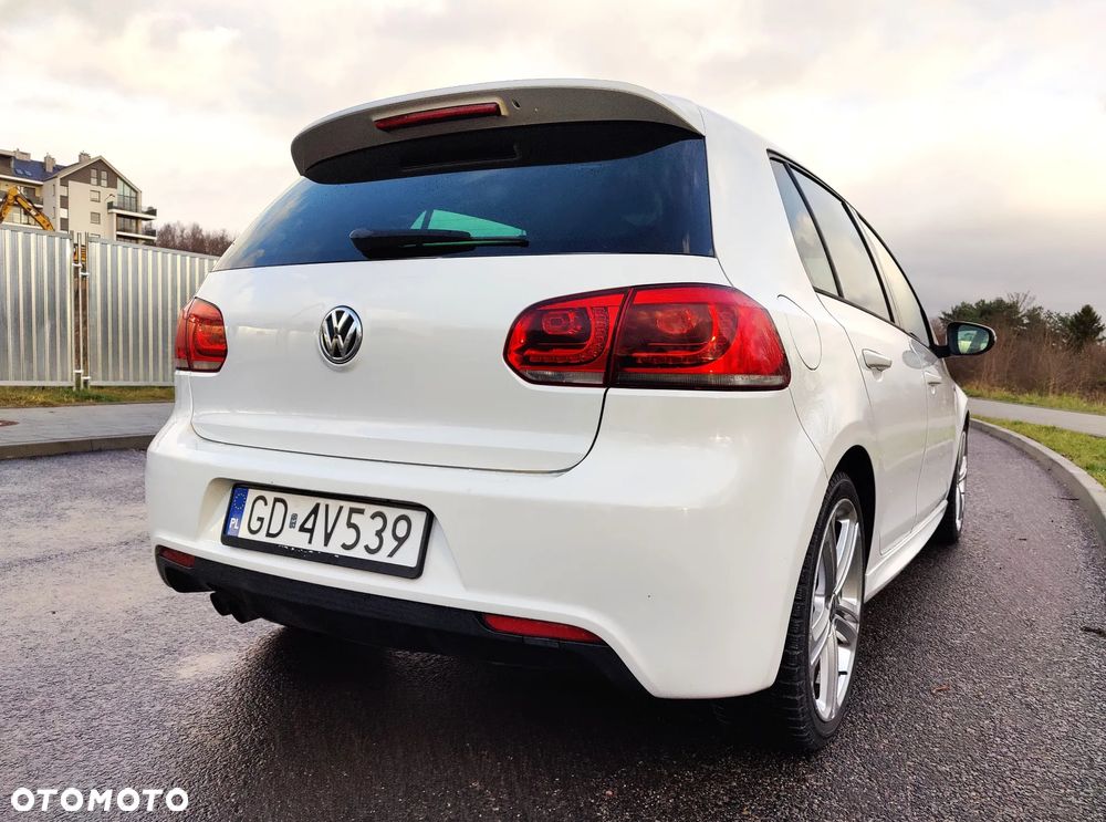 Volkswagen Golf 2.0 TDI DPF Highline - 6