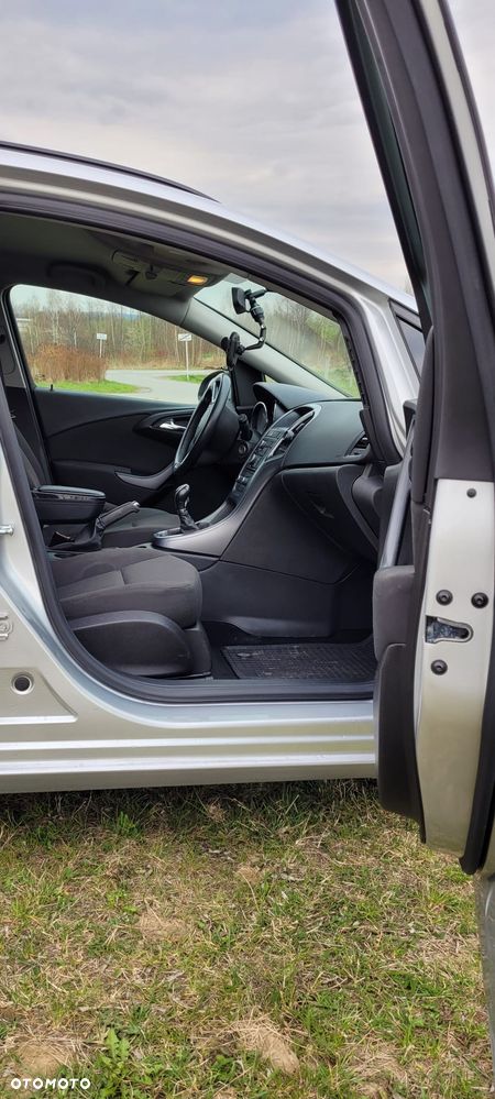 Opel Astra - 14