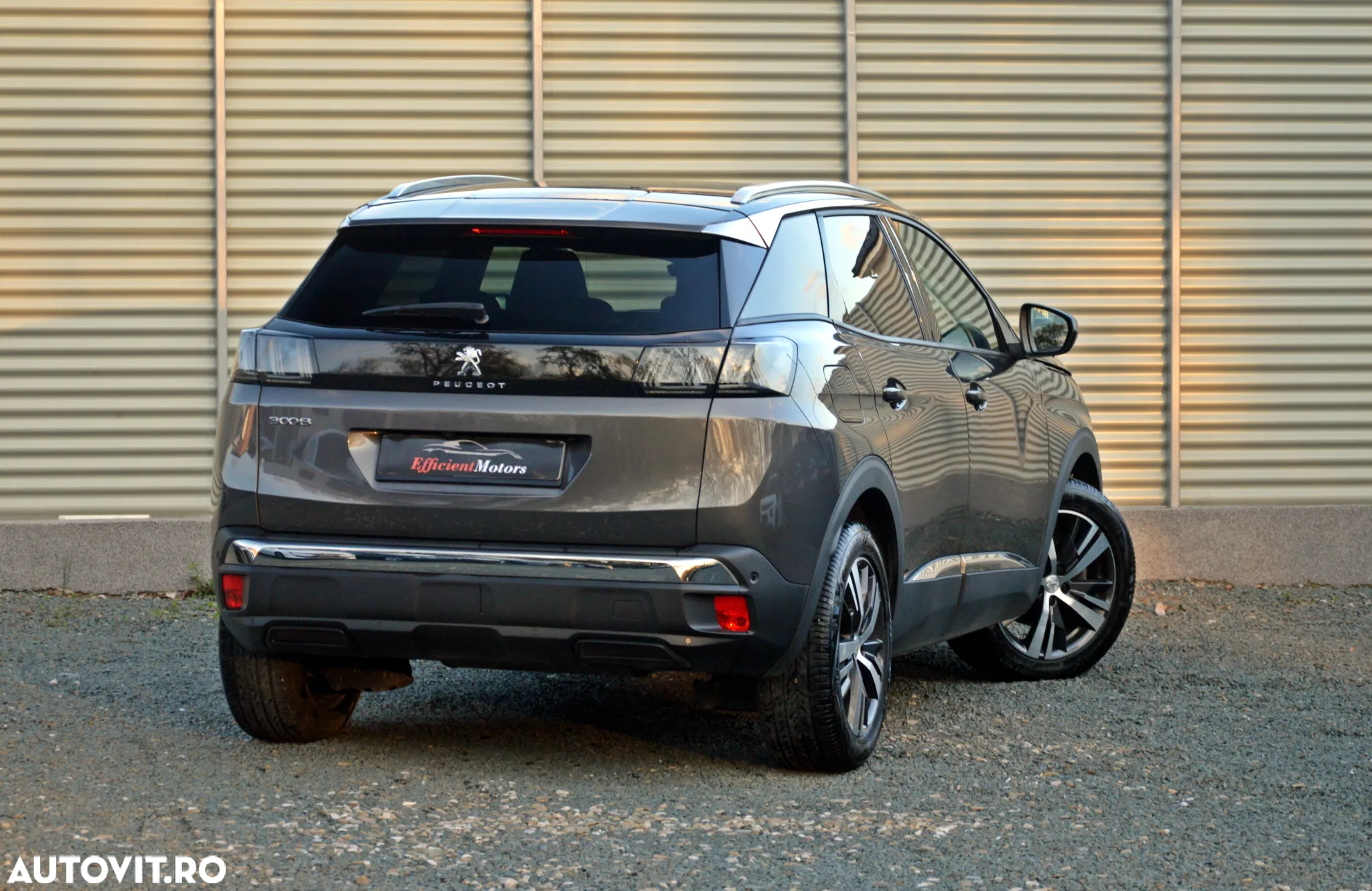 Peugeot 3008 PureTech 130 Stop & Start GPF EAT8 Allure - 4