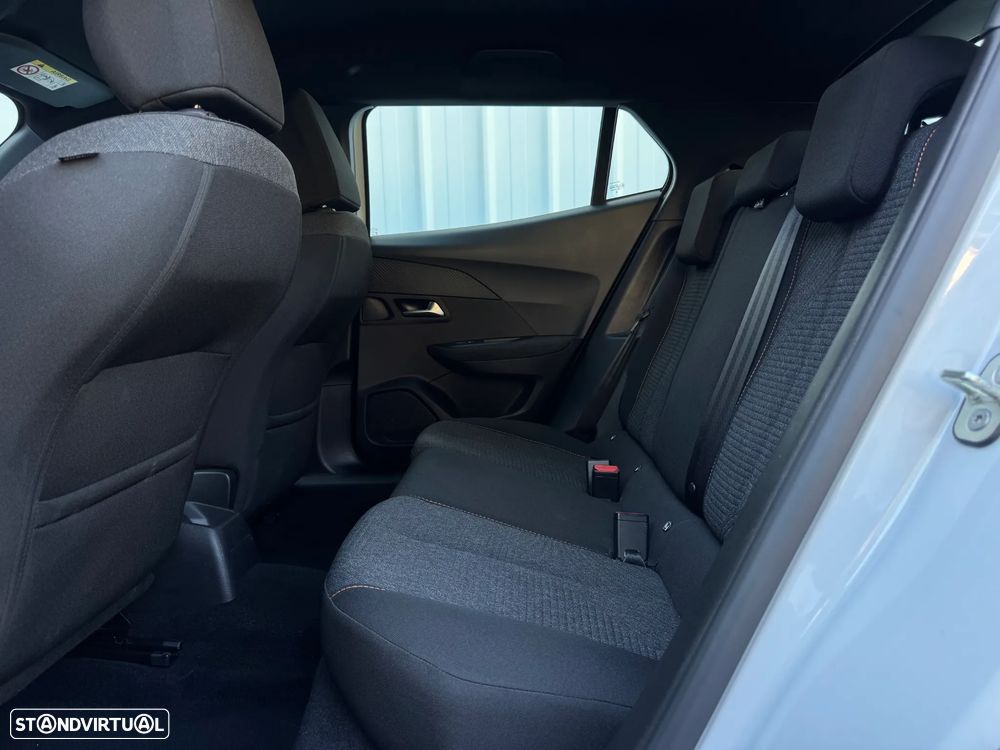 Peugeot 2008 1.2 PureTech SE Style - 33