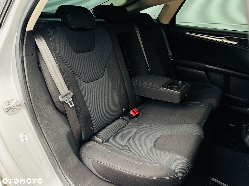 Ford Mondeo 2.0 TDCi Titanium PowerShift - 34