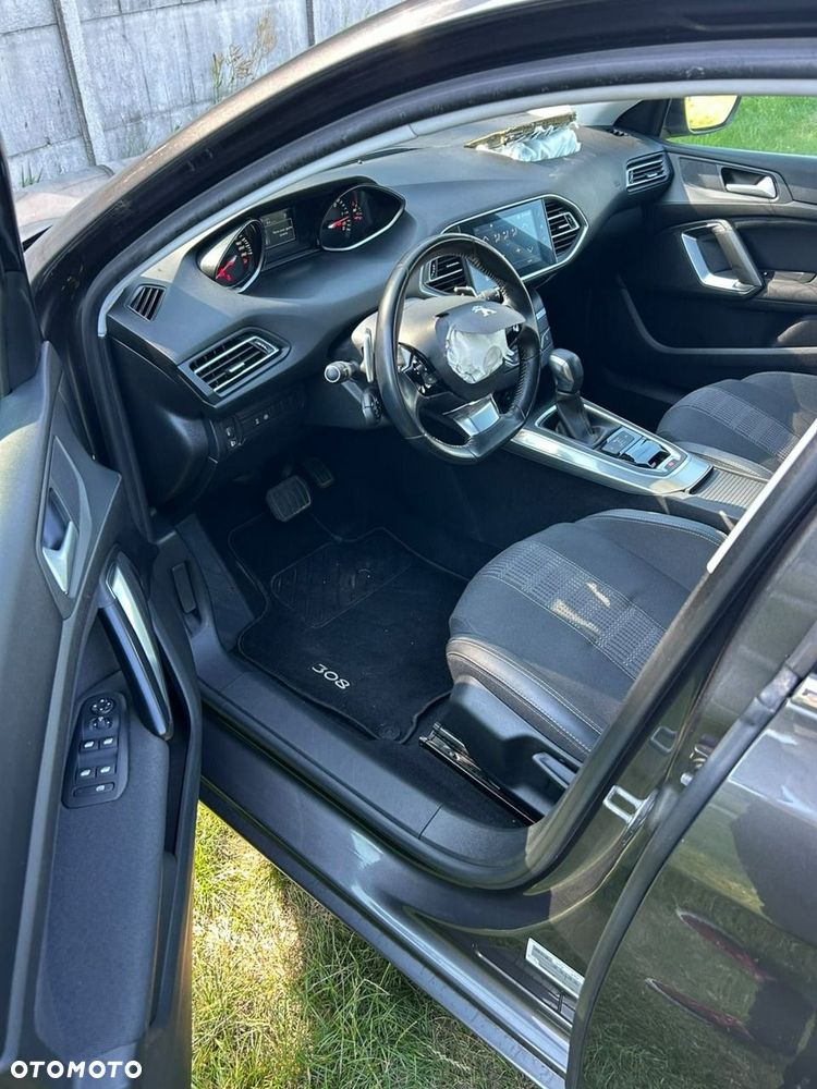 Peugeot 308 - 6