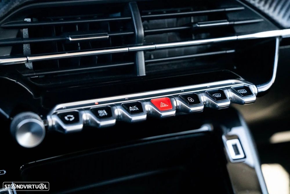 Peugeot e-208 50 kWh Active - 12