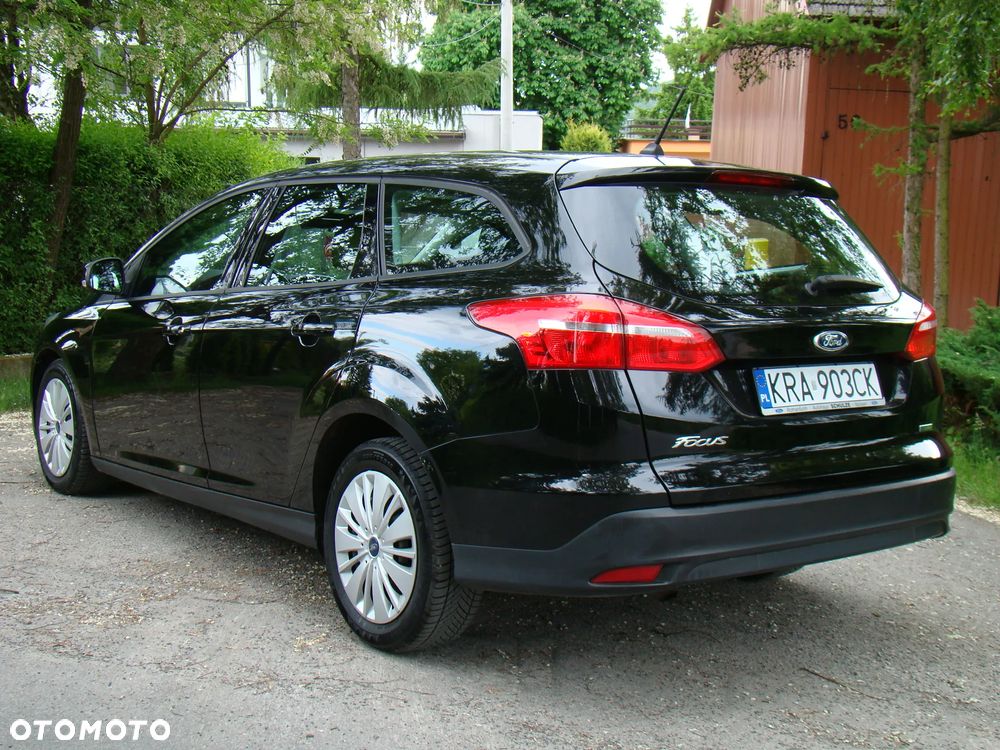Ford Focus 1.0 EcoBoost Trend - 10