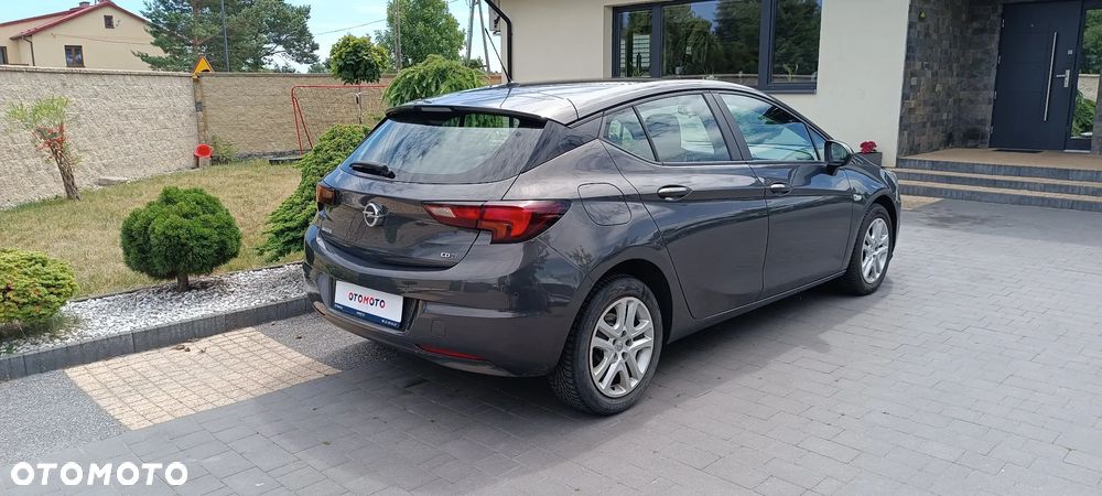 Opel Astra - 4