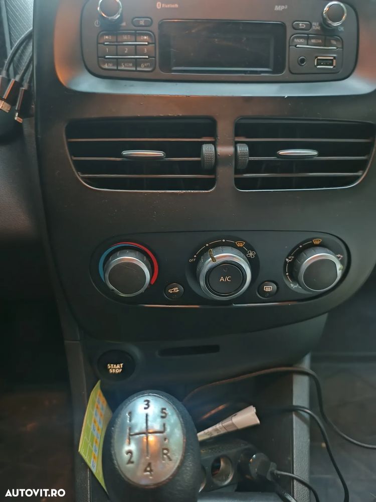 Renault Clio 1.5 dCi Expression - 11