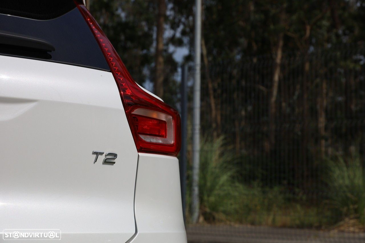 Volvo XC 40 1.5 T2 Plus Dark Auto - 27