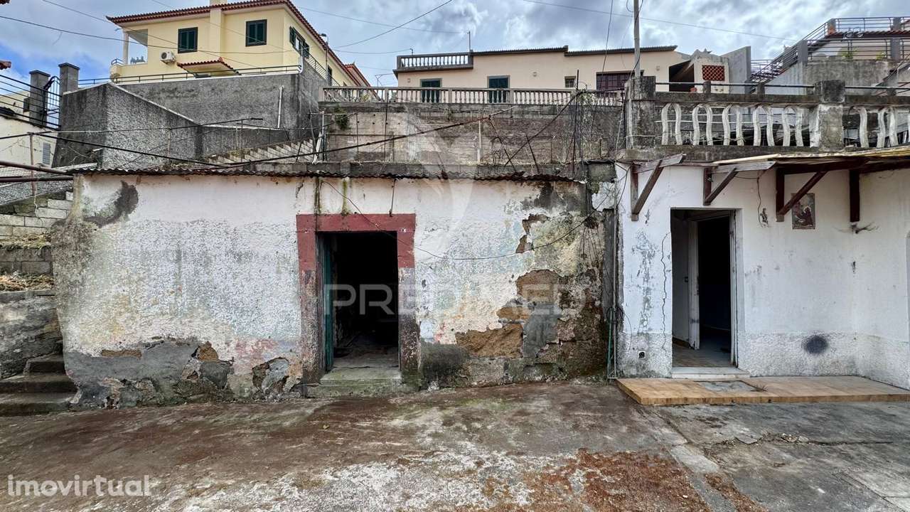 Moradia T2 para reconstrução | Santo António – Funchal - Grande imagem: 2/18