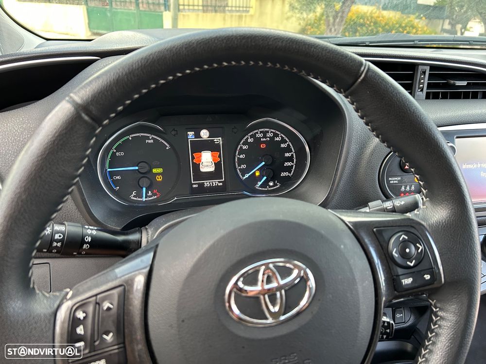 Toyota Yaris - 14
