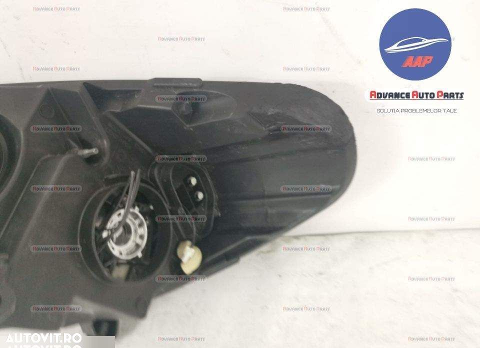 Far dreapta cu lupa original Ford  Fiesta  7 2017 2018 2019 2020 - 5