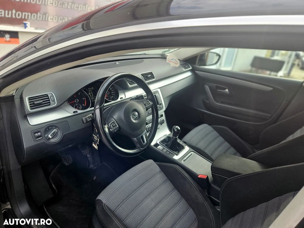 Volkswagen Passat CC 2.0 TDI BlueMotion Technology Exclusive - 8
