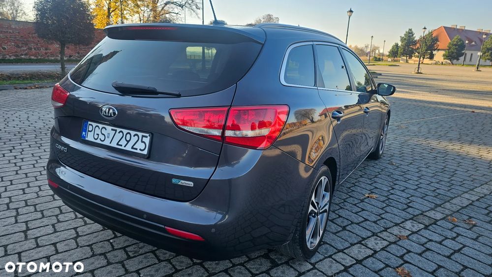 Kia Ceed - 7
