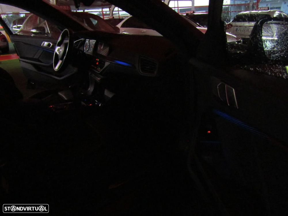 BMW 116 d Pack Desportivo M - 17