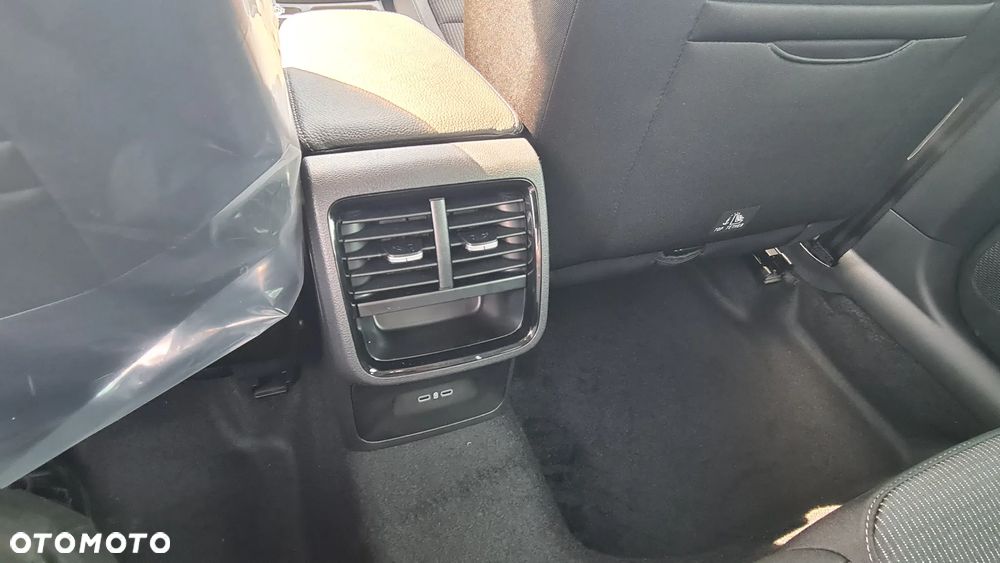 Skoda Octavia 1.5 TSI Edition 130 Selection - 10