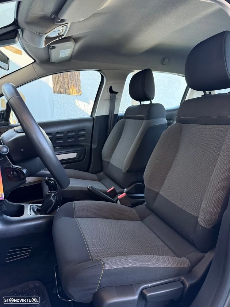 Citroën C3 1.2 PureTech C-Series - 12
