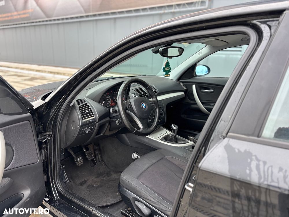 BMW Seria 1 116i - 8