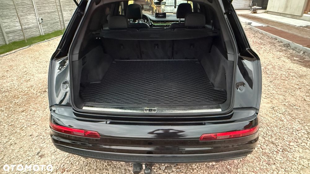 Audi Q7 50 TDI mHEV Quattro S Line Tiptr - 13