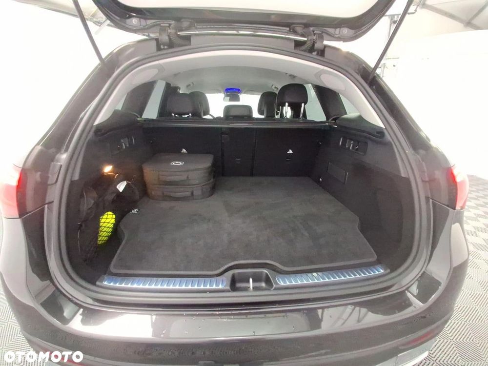 Mercedes-Benz GLC 300 e 4-Matic - 25