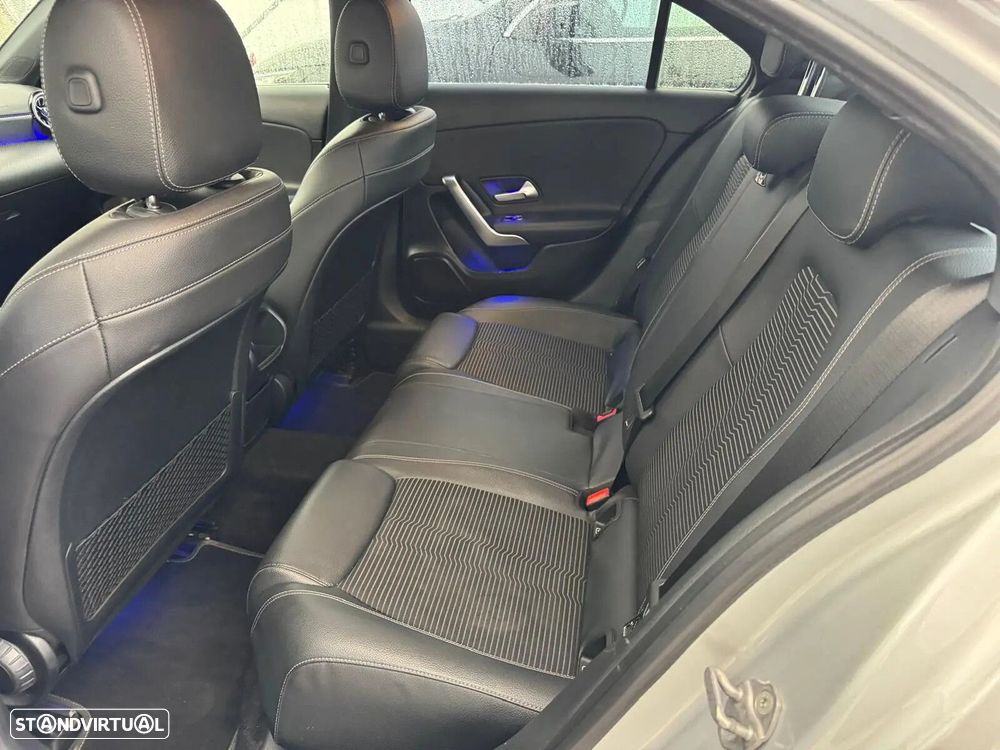 Mercedes-Benz A 180 Limousine d 7G-DCT Progressive - 25