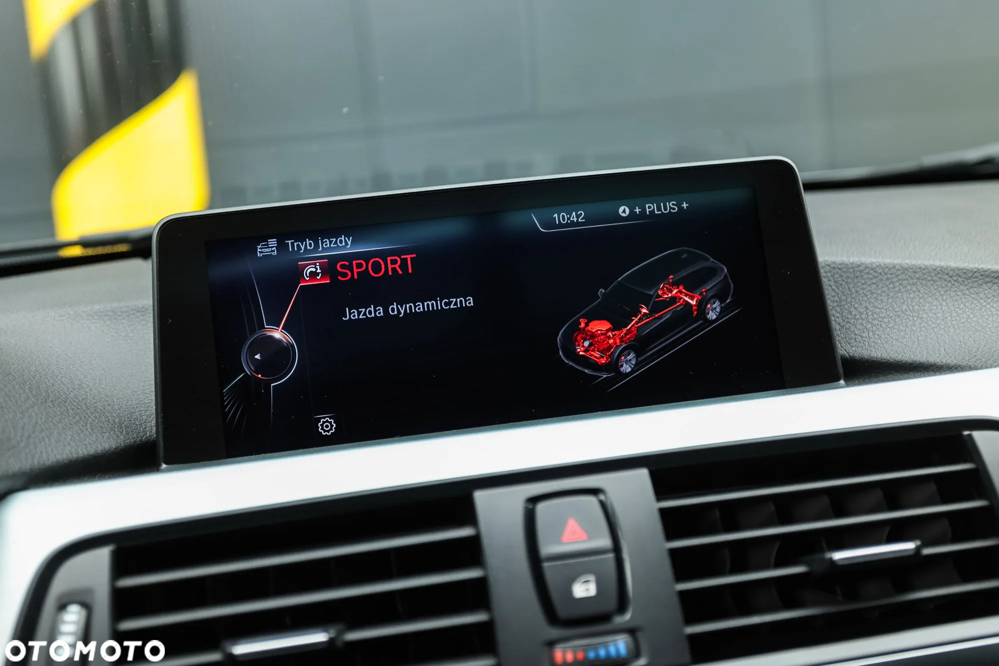 BMW Seria 3 320d Touring Sport Line - 34